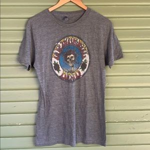 Men’s worn in Grateful Dead t-shirt